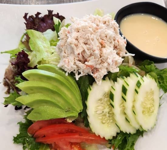 House Salad w/ Crab.