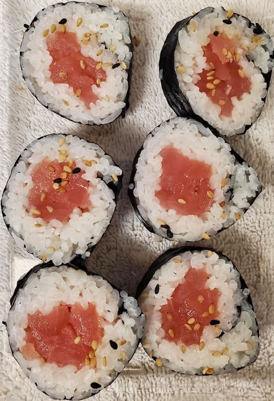Tuna H/R.